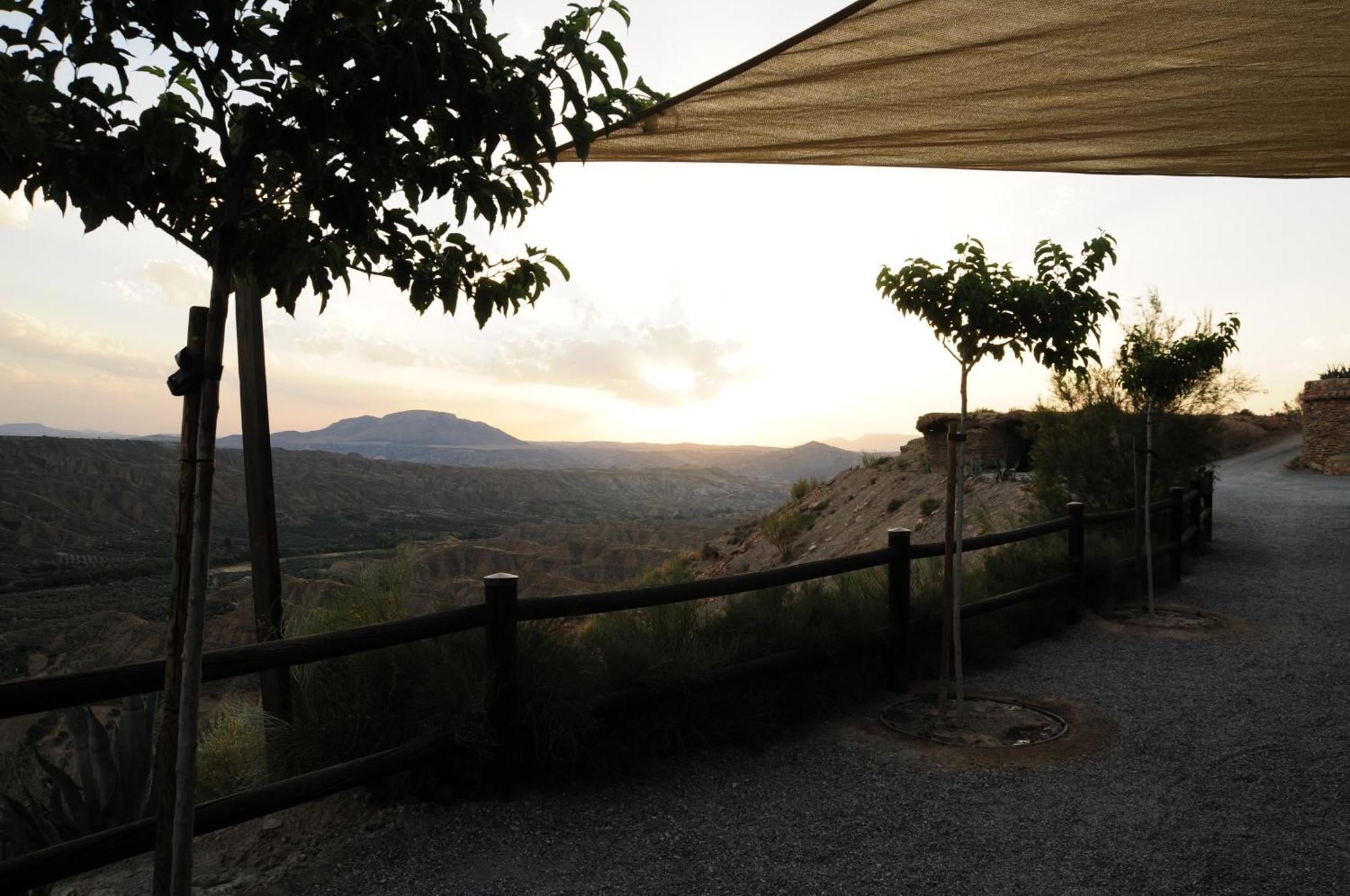 Cuevas El Torriblanco Pensionat Gorafe Exteriör bild