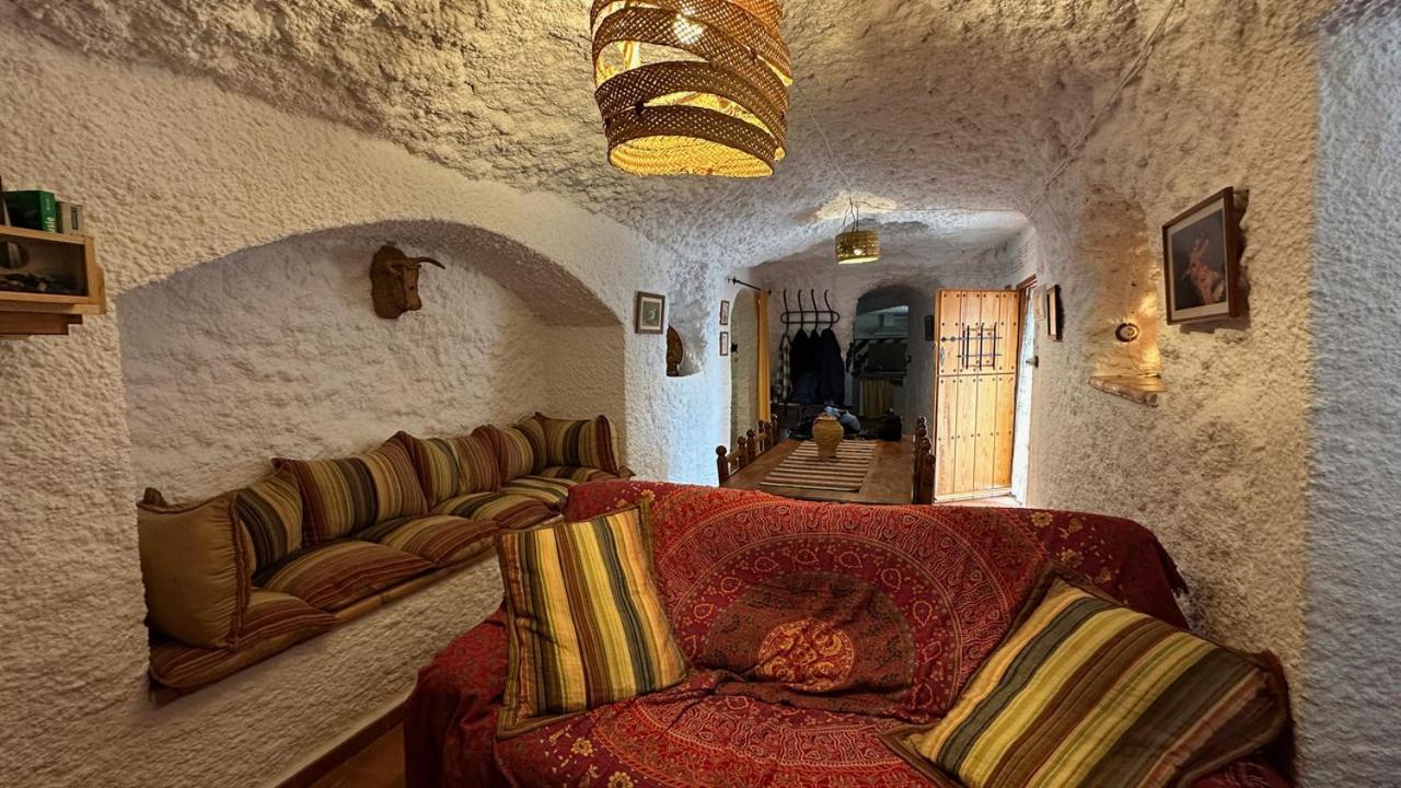 Cuevas El Torriblanco Pensionat Gorafe Rum bild